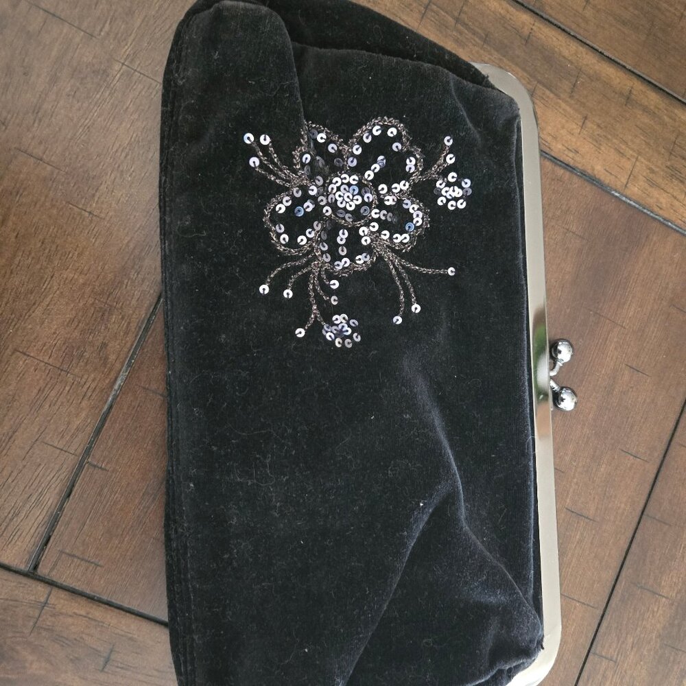 Express clutch